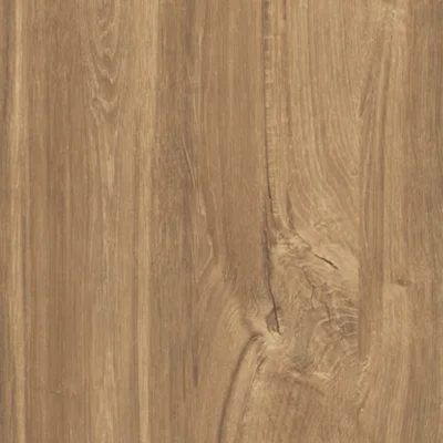 Skříň na míru s integrovaným osvětlením pro lepší přehlednost